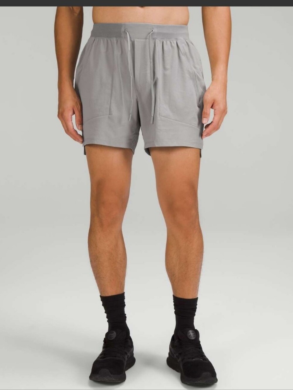 Lululemon License To Train Mem's Shorts  Size Large.